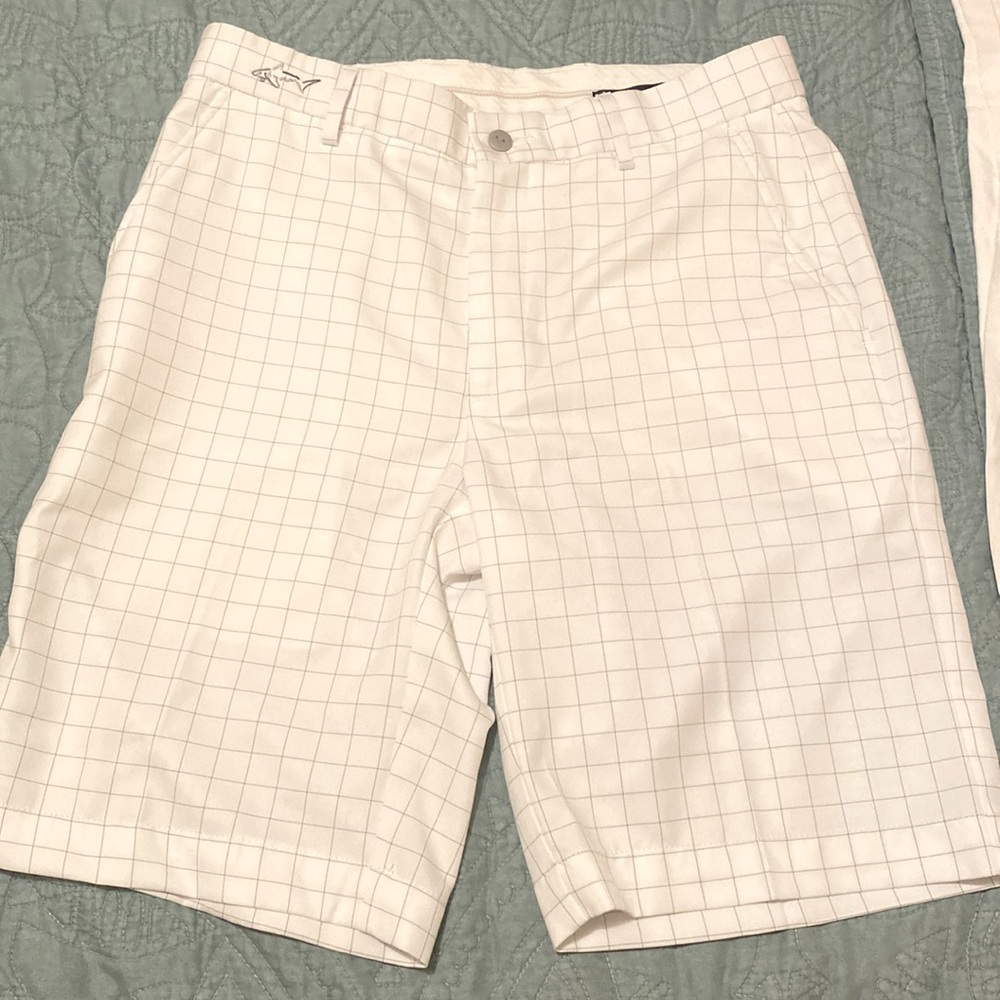 Greg Norman Men’s Windowpane Plaid Shorts